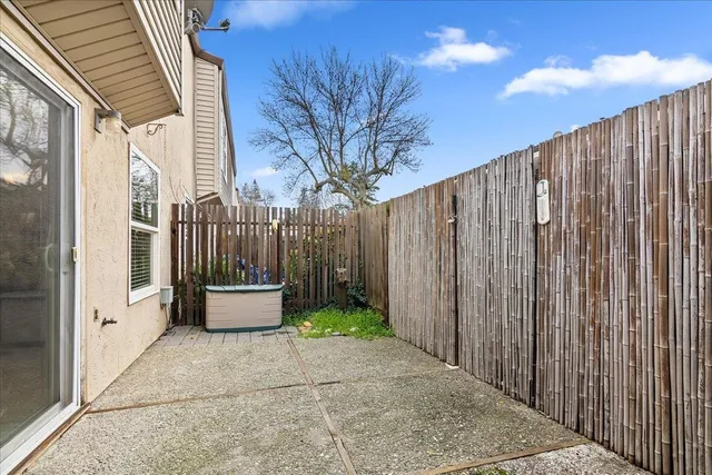 $475,000 | 1431 Bel Air Drive, Unit D, Concord, CA 94521