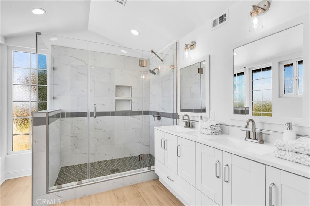 3315 Hawkwood Road Diamond Bar, CA 91765 - Photo 33 of 64 Primary bath with dual sinks