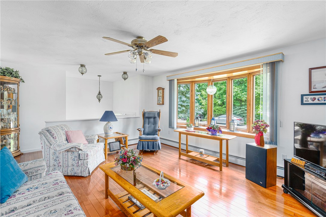 115 Angell Road Cumberland, RI 02864 - Photo 11 of 38