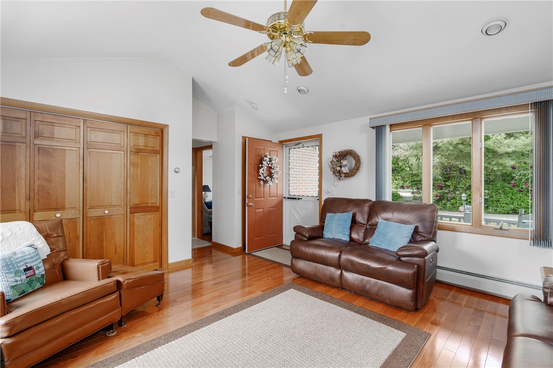 115 Angell Road Cumberland, RI 02864 - Photo 14 of 38