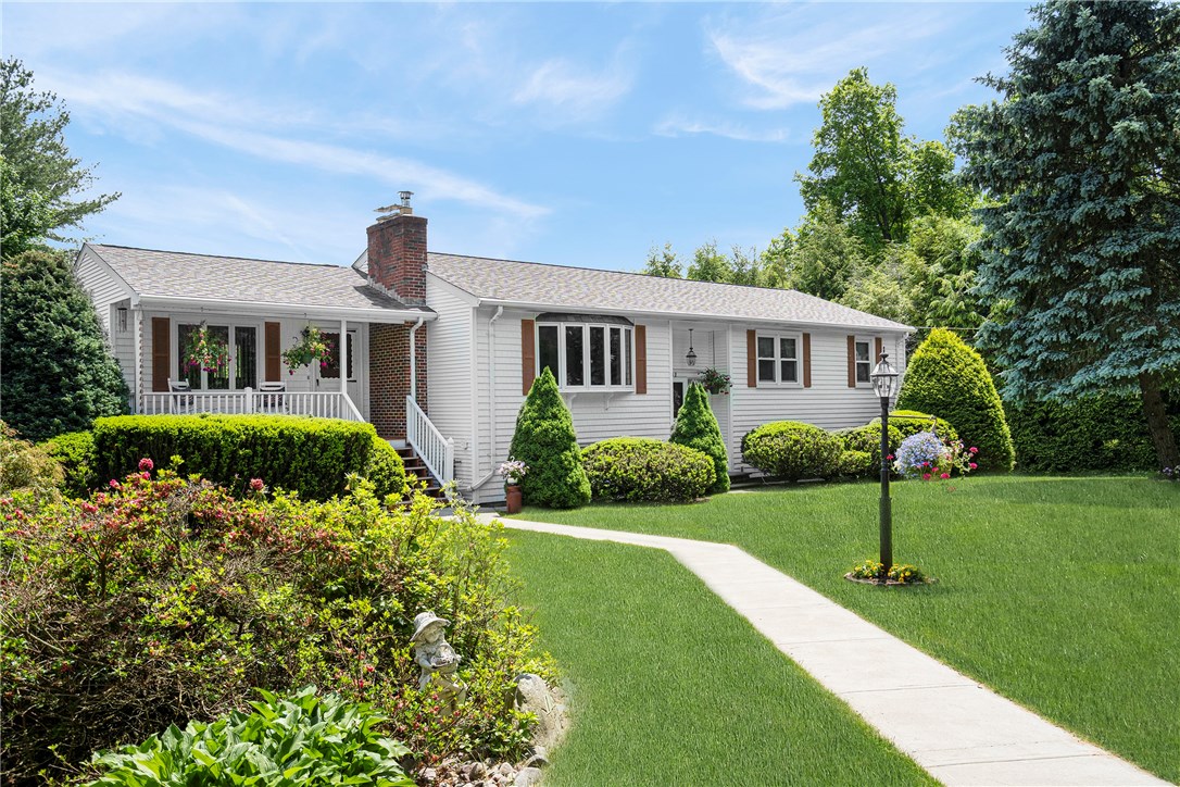 115 Angell Road Cumberland, RI 02864 - Photo 2 of 38