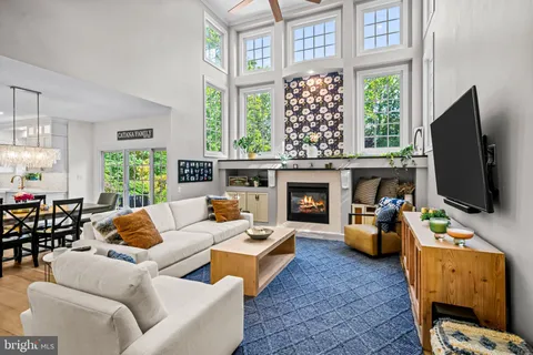 $1,350,000 | 5 Somerton Square, Medford, NJ 08055