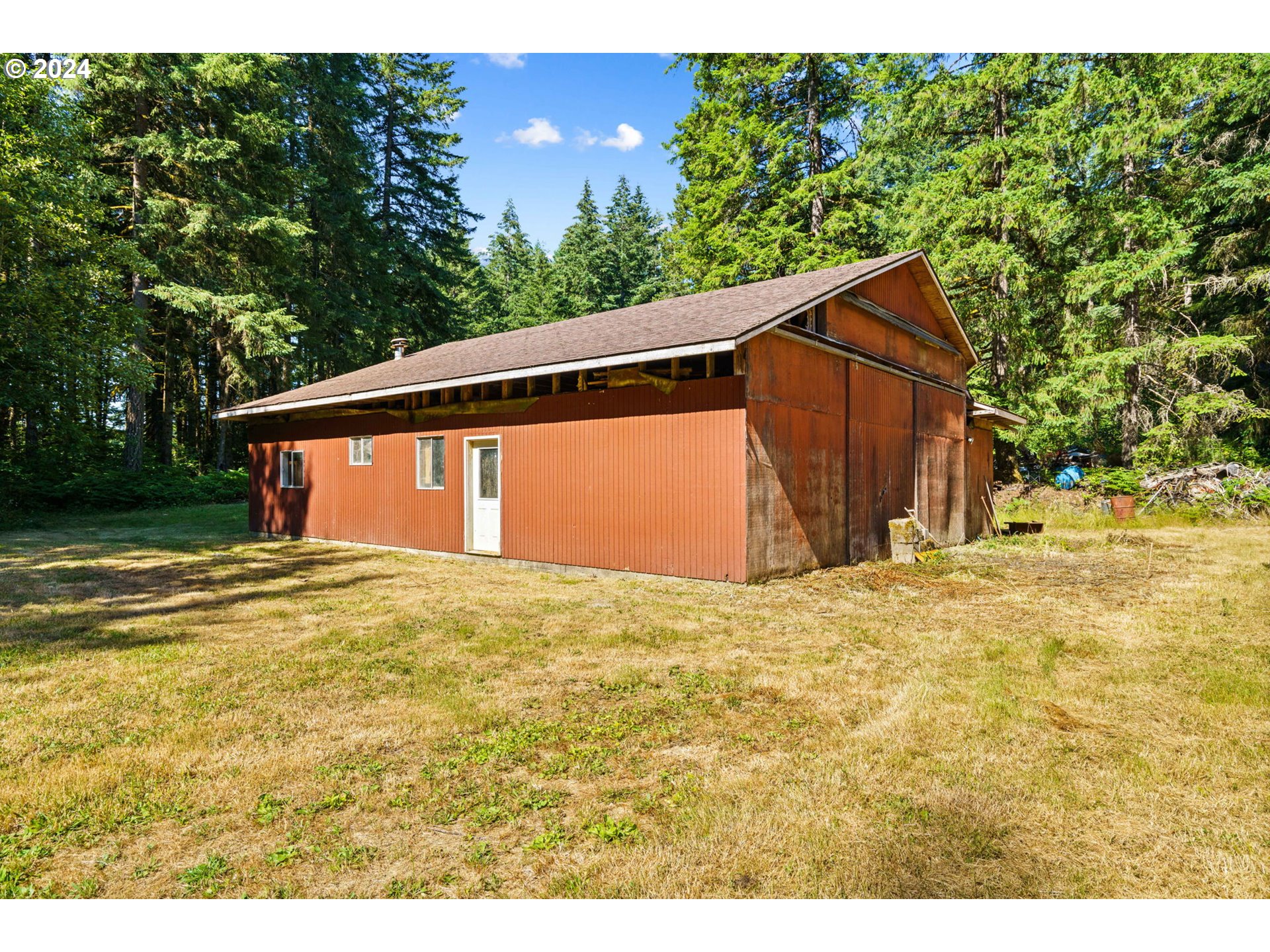 91183 Poodle Creek Road Noti, OR 97461 - Photo 4 of 27 Gallery Image 4