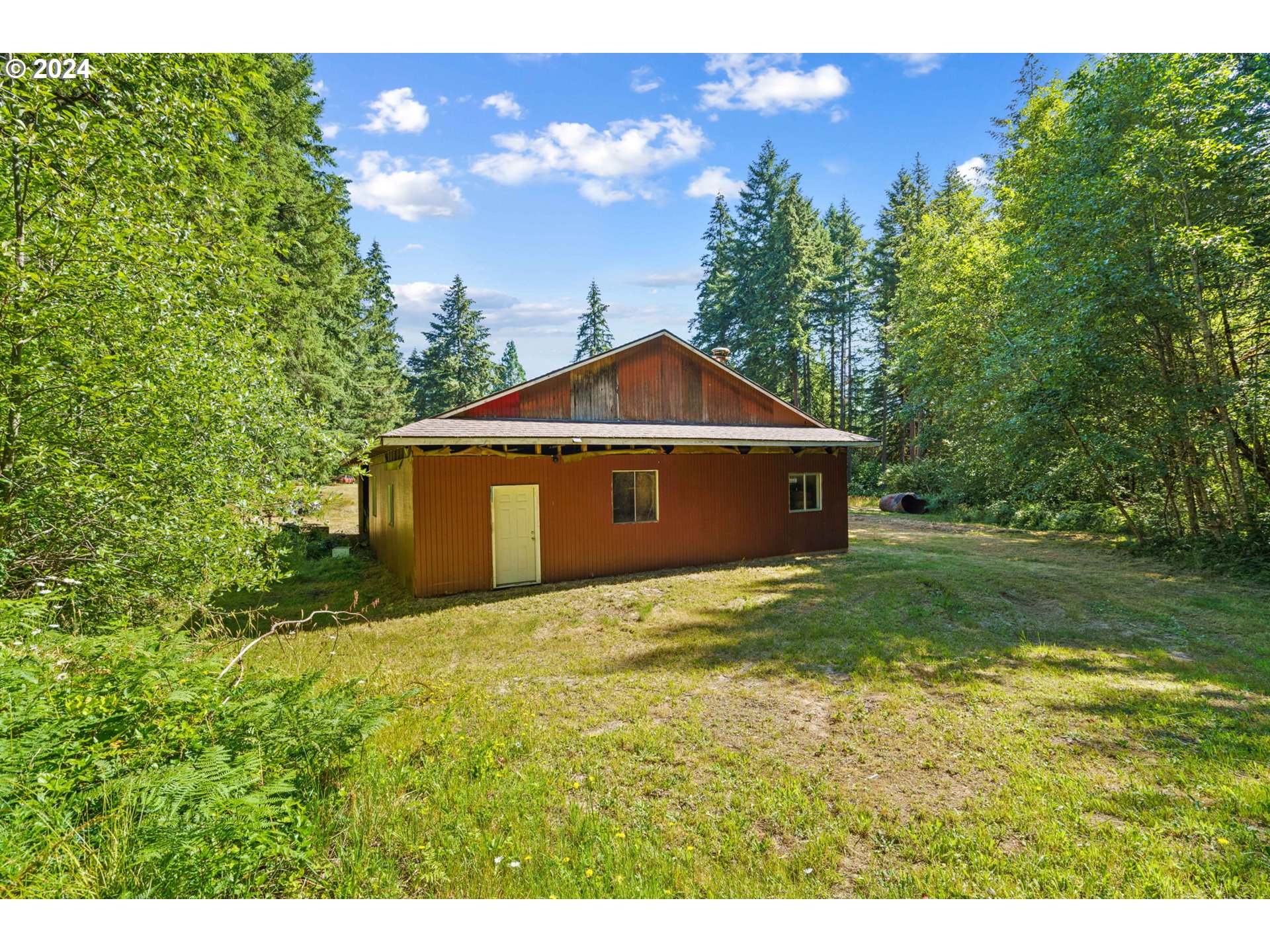 91183 Poodle Creek Road Noti, OR 97461 - Photo 5 of 27 Gallery Image 5