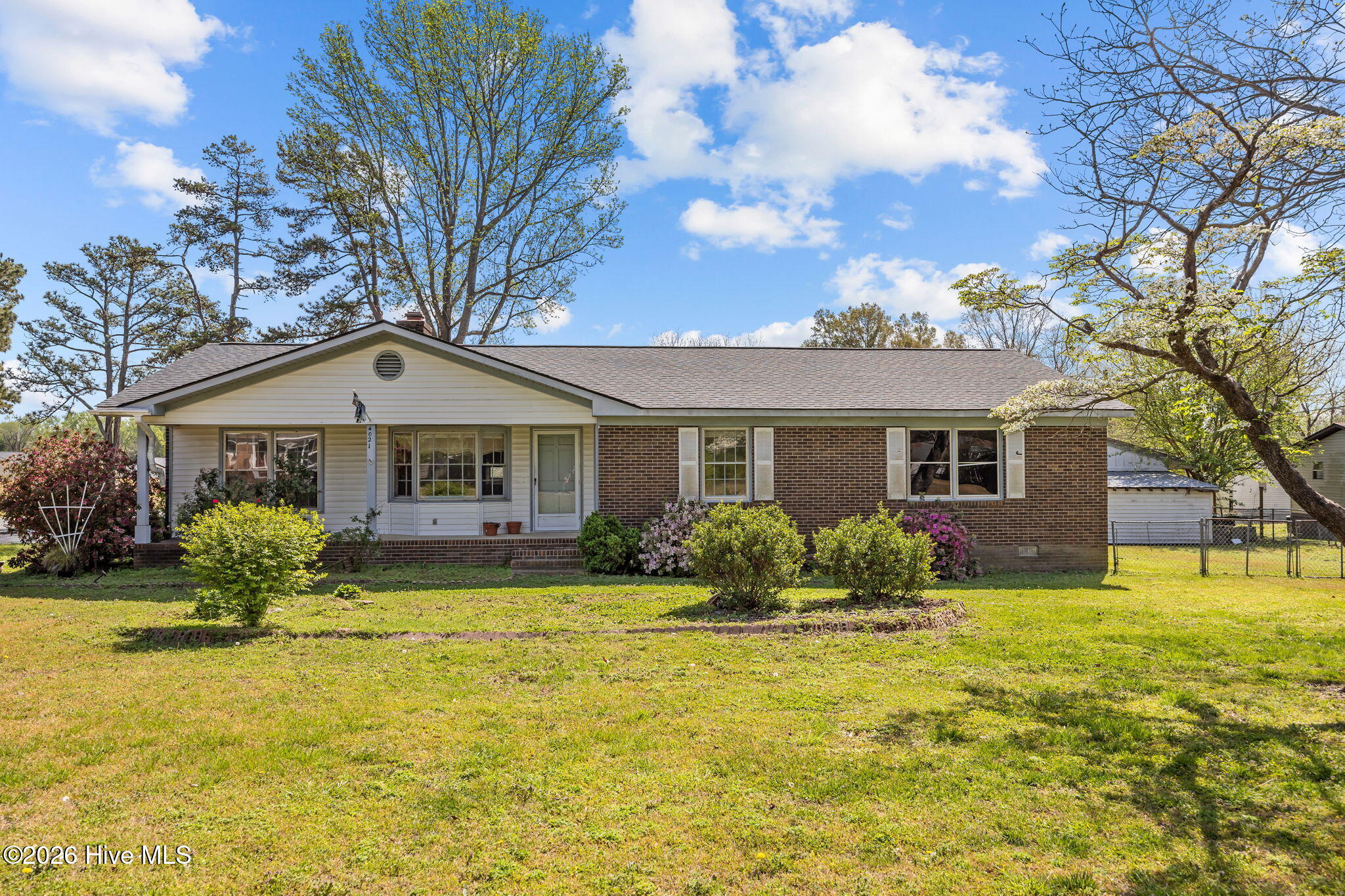 4021 Sunny Lane Ayden, NC 28513 - Photo 1 of 38 1-web-or-mls-IMG_0001