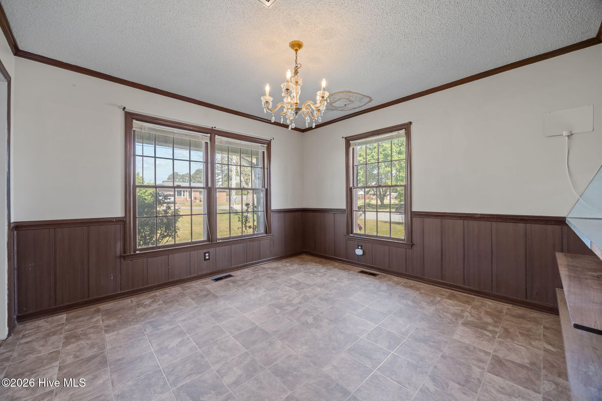 4021 Sunny Lane Ayden, NC 28513 - Photo 14 of 38 22-web-or-mls-IMG_0021
