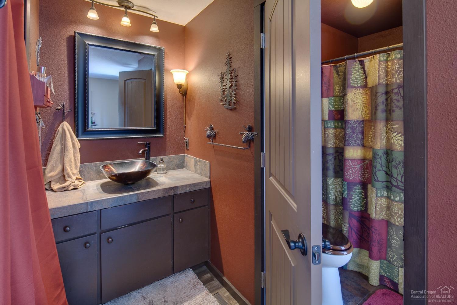64855 Grande Loop Bend, OR 97701 - Photo 11 of 25 Additional Photo