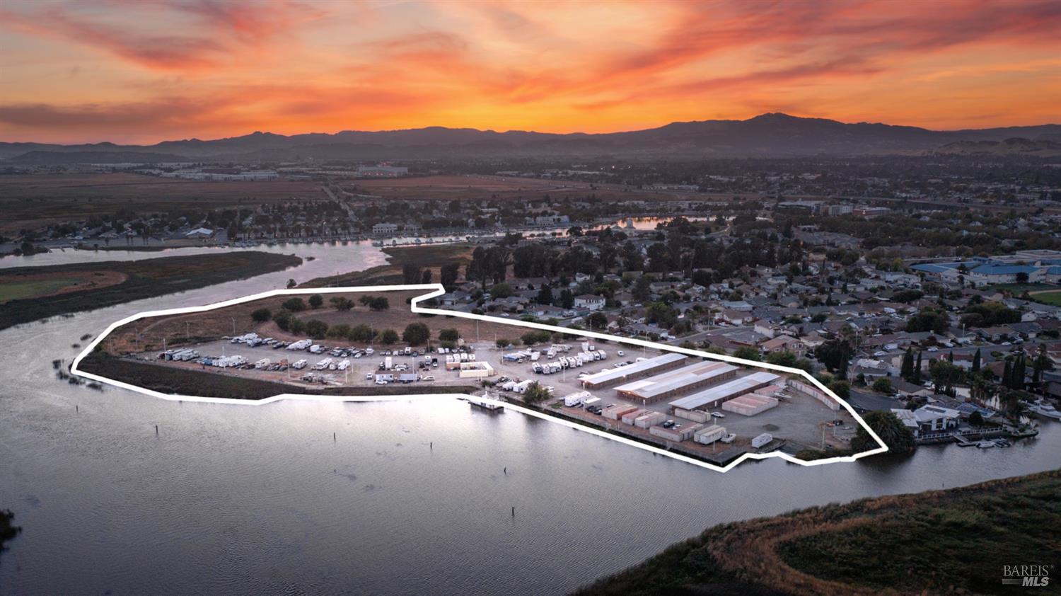 950 Marina Circle Suisun City, CA 94585 - Photo 13 of 47 a view of a swimming pool with a mountain