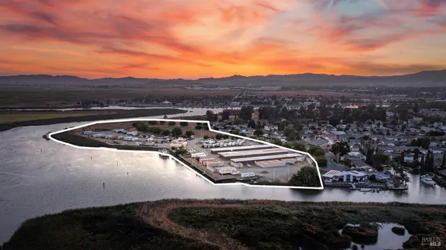 $4,875,000 | 950 Marina Circle, Suisun City, CA 94585