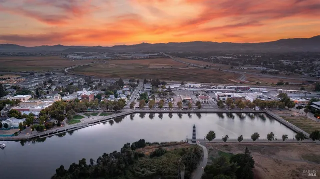 $4,875,000 | 950 Marina Circle, Suisun City, CA 94585