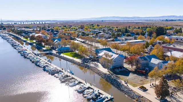 $4,875,000 | 950 Marina Circle, Suisun City, CA 94585