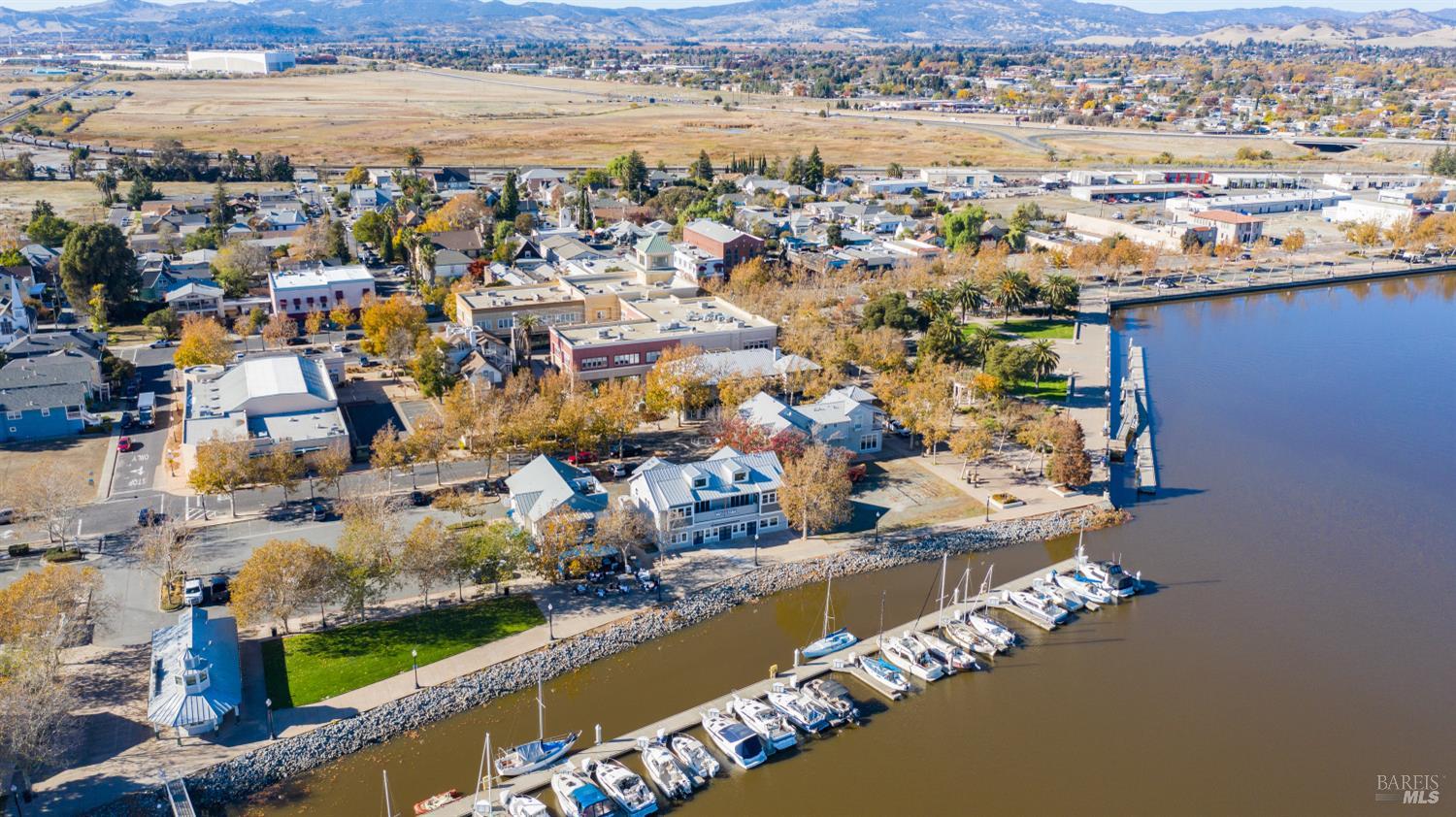 950 Marina Circle Suisun City, CA 94585 - Photo 36 of 47 an aerial view of a city with ocean view
