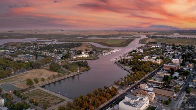 $4,875,000 | 950 Marina Circle, Suisun City, CA 94585