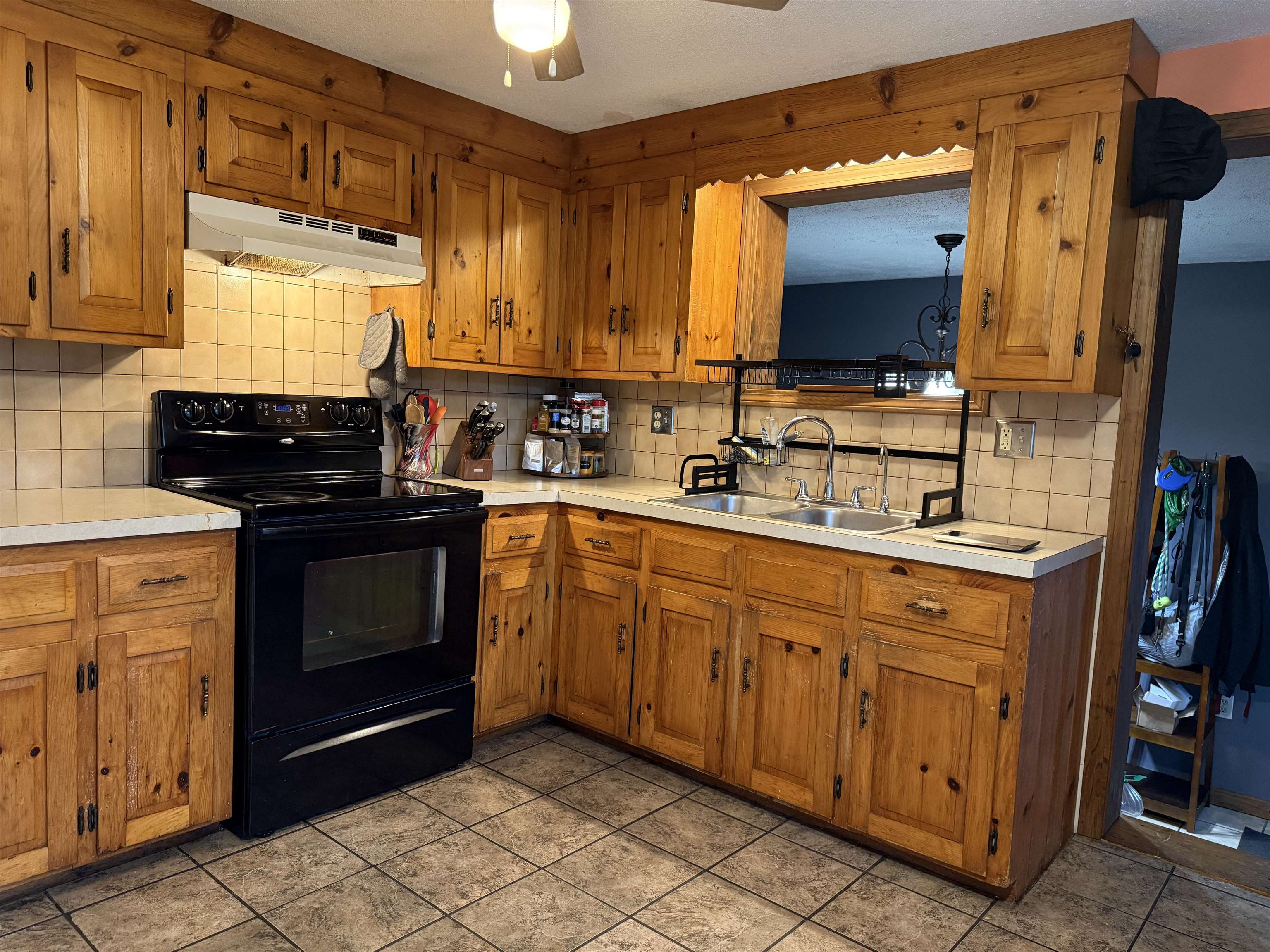 87 Clay Hill Road Claremont, NH 03743 - Photo 4 of 22