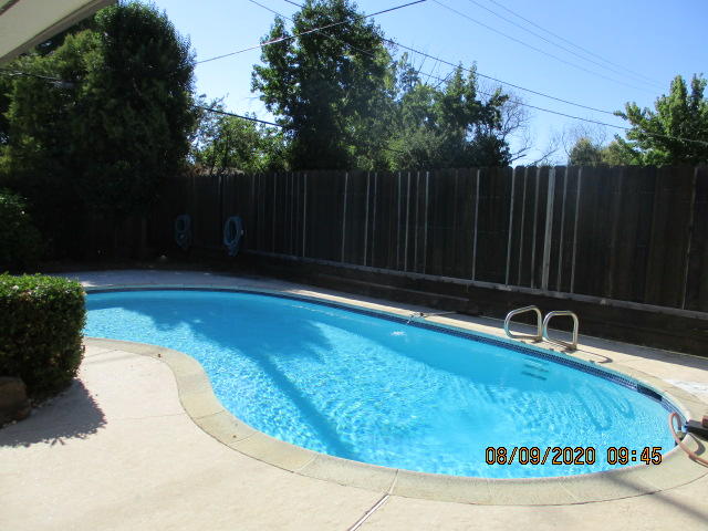 2185 Galaxy Way Redding, CA 96002 - Photo 1 of 20 IMG_1219