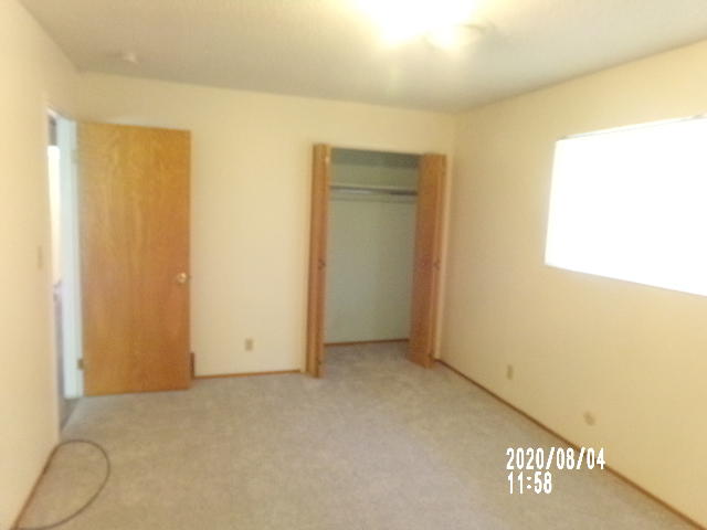 2185 Galaxy Way Redding, CA 96002 - Photo 11 of 20 111_3463