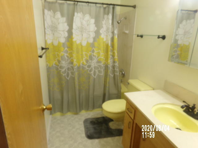 2185 Galaxy Way Redding, CA 96002 - Photo 12 of 20 111_3466