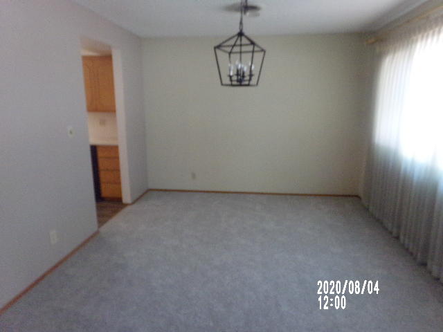 2185 Galaxy Way Redding, CA 96002 - Photo 5 of 20 111_3471