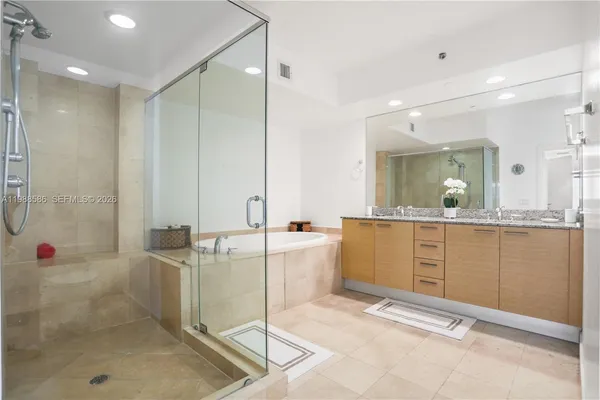 $7,500 | 1830 South Ocean Drive, Unit 4511, Hallandale Beach, FL 33009