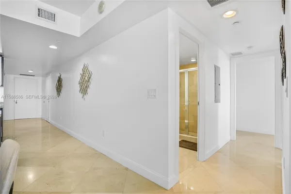 $7,500 | 1830 South Ocean Drive, Unit 4511, Hallandale Beach, FL 33009
