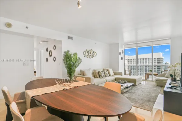 $7,500 | 1830 South Ocean Drive, Unit 4511, Hallandale Beach, FL 33009