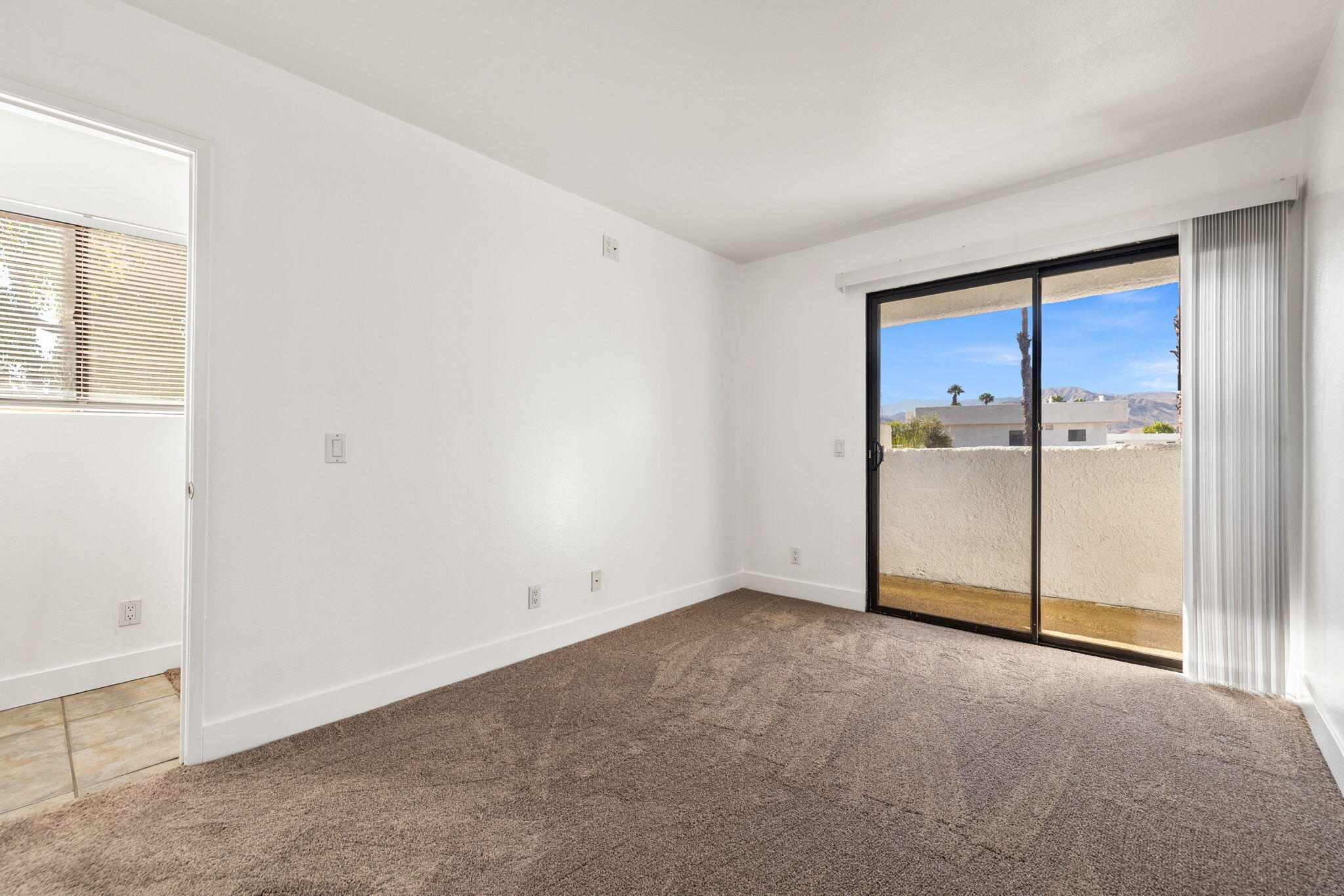 69657 Cara Way Rancho Mirage, CA 92270 - Photo 25 of 40 Primary bedroom view