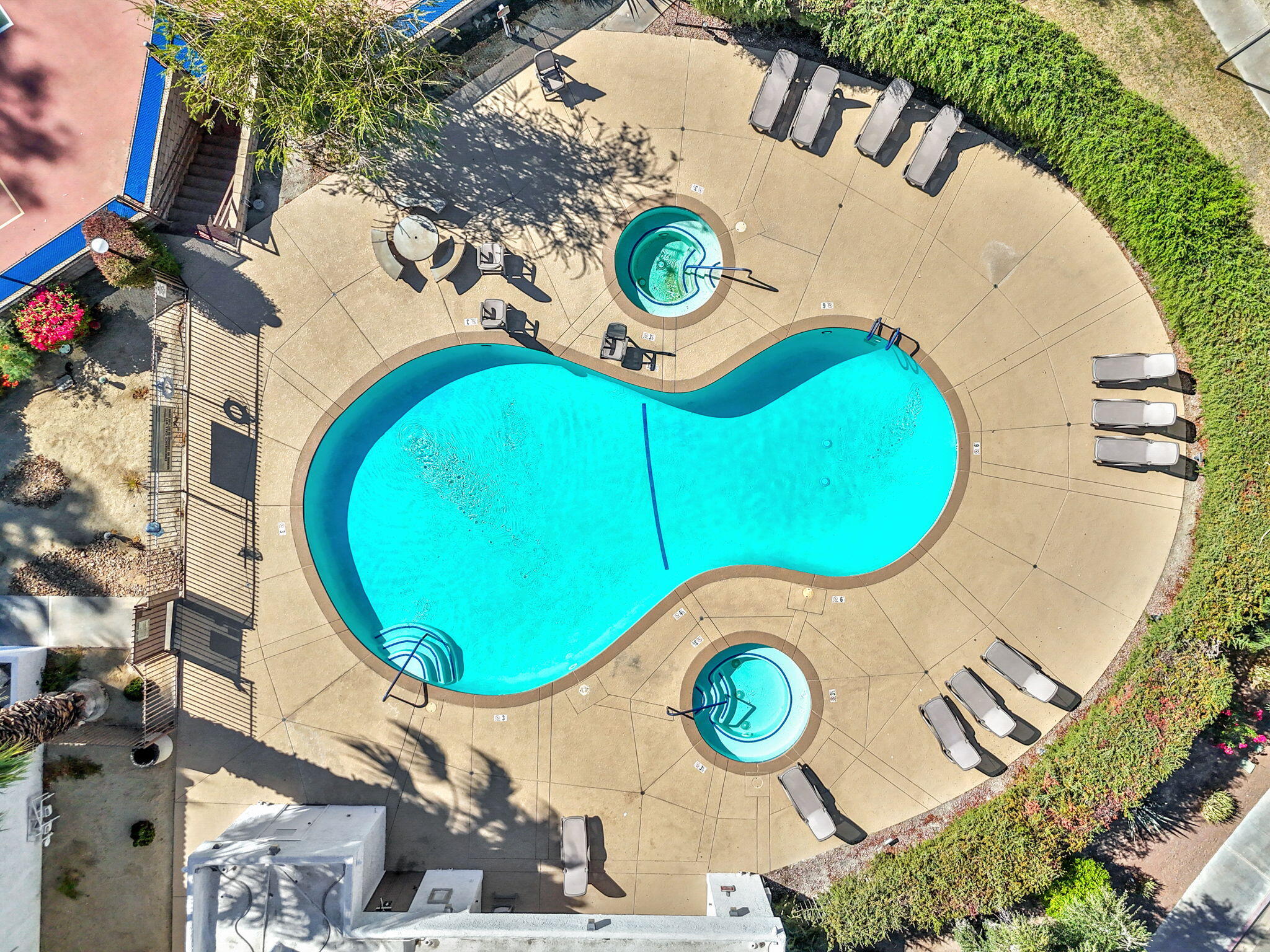 69657 Cara Way Rancho Mirage, CA 92270 - Photo 34 of 40 Pool #1 overhead