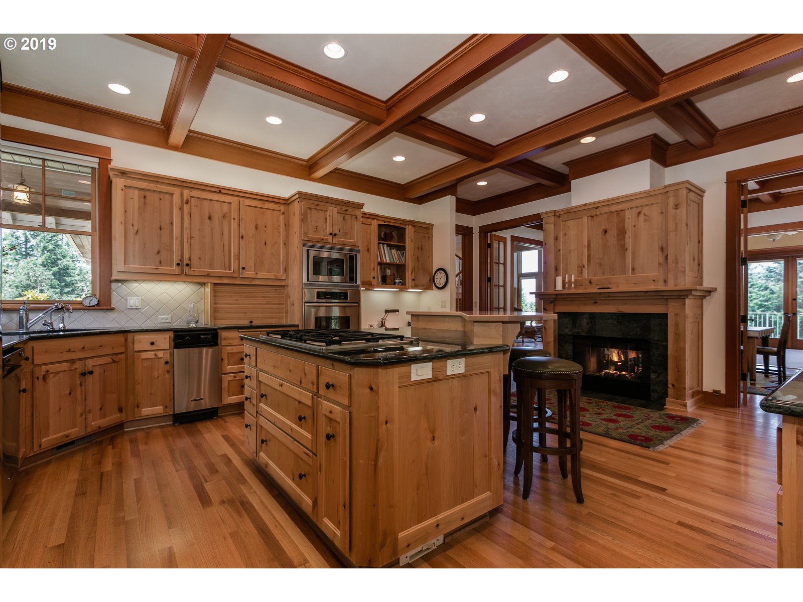 30933 Fox Hollow Road Eugene, OR 97405 - Photo 13 of 32 Gallery Image 13
