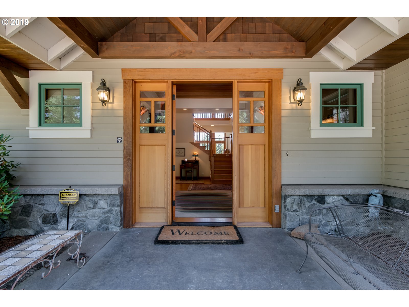 30933 Fox Hollow Road Eugene, OR 97405 - Photo 3 of 32 Gallery Image 3