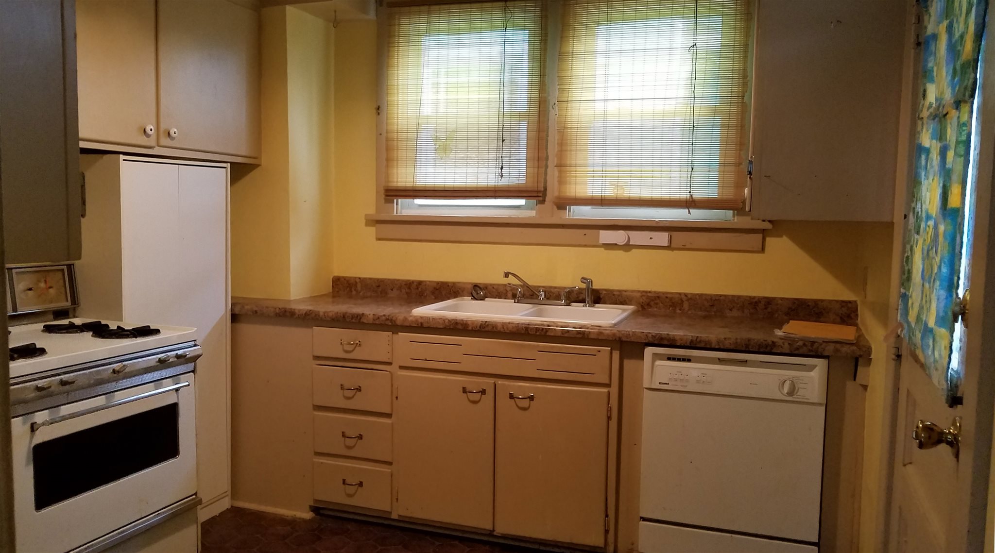 2055 Riedmiller Avenue Fort Wayne, IN 46802 - Photo 6 of 18 Gallery Image 6