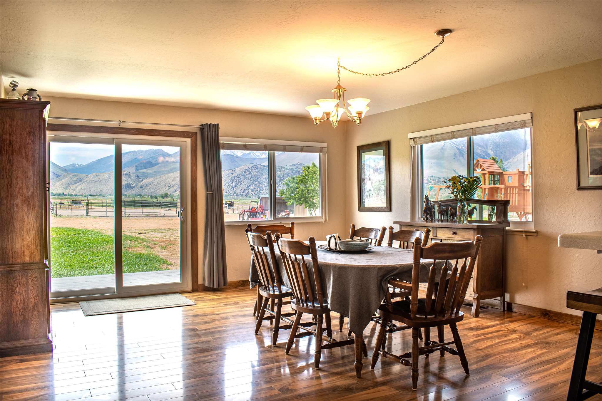 1292 Larson Lane Coleville, CA 96107 - Photo 11 of 29