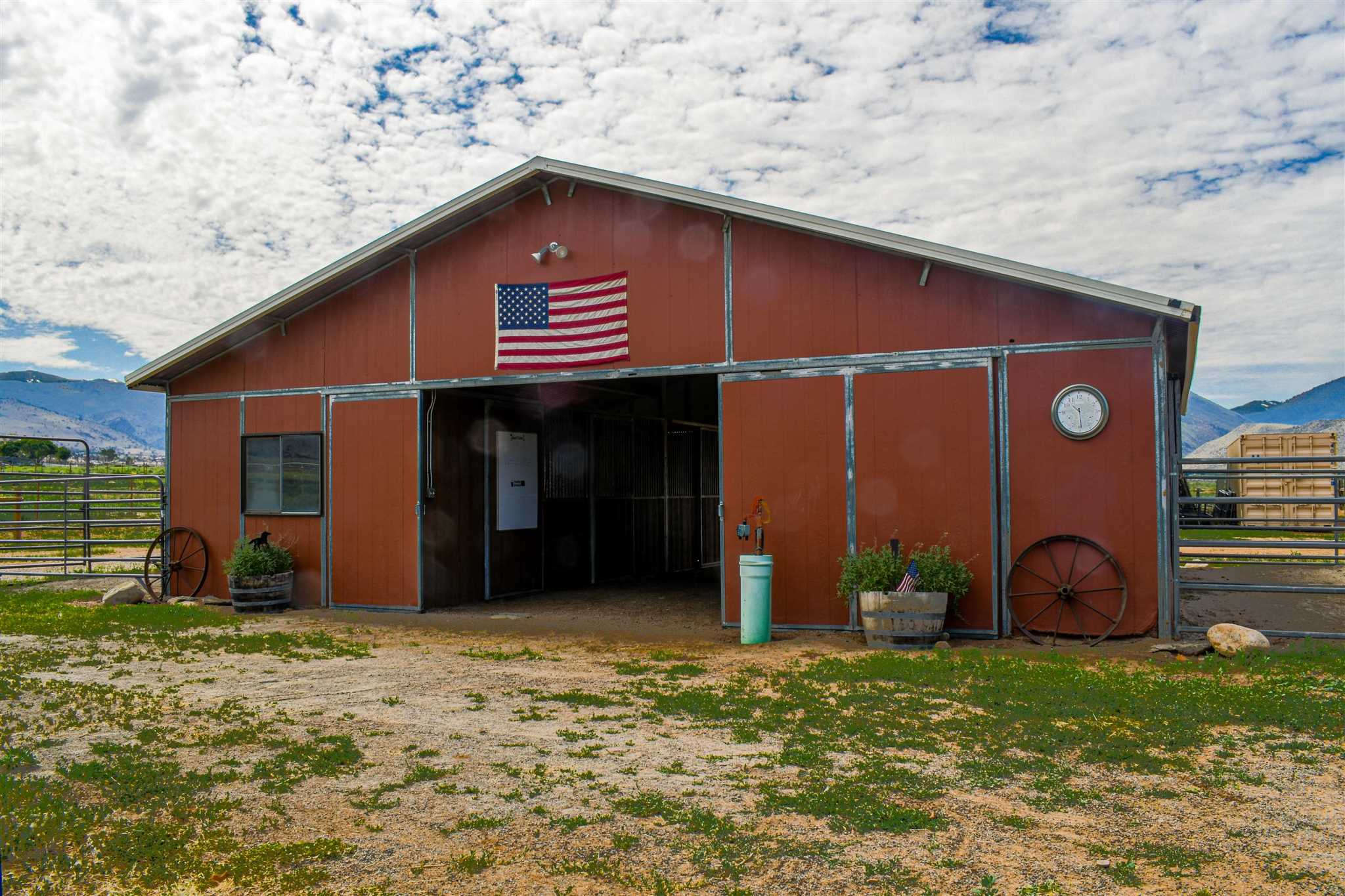 1292 Larson Lane Coleville, CA 96107 - Photo 6 of 29