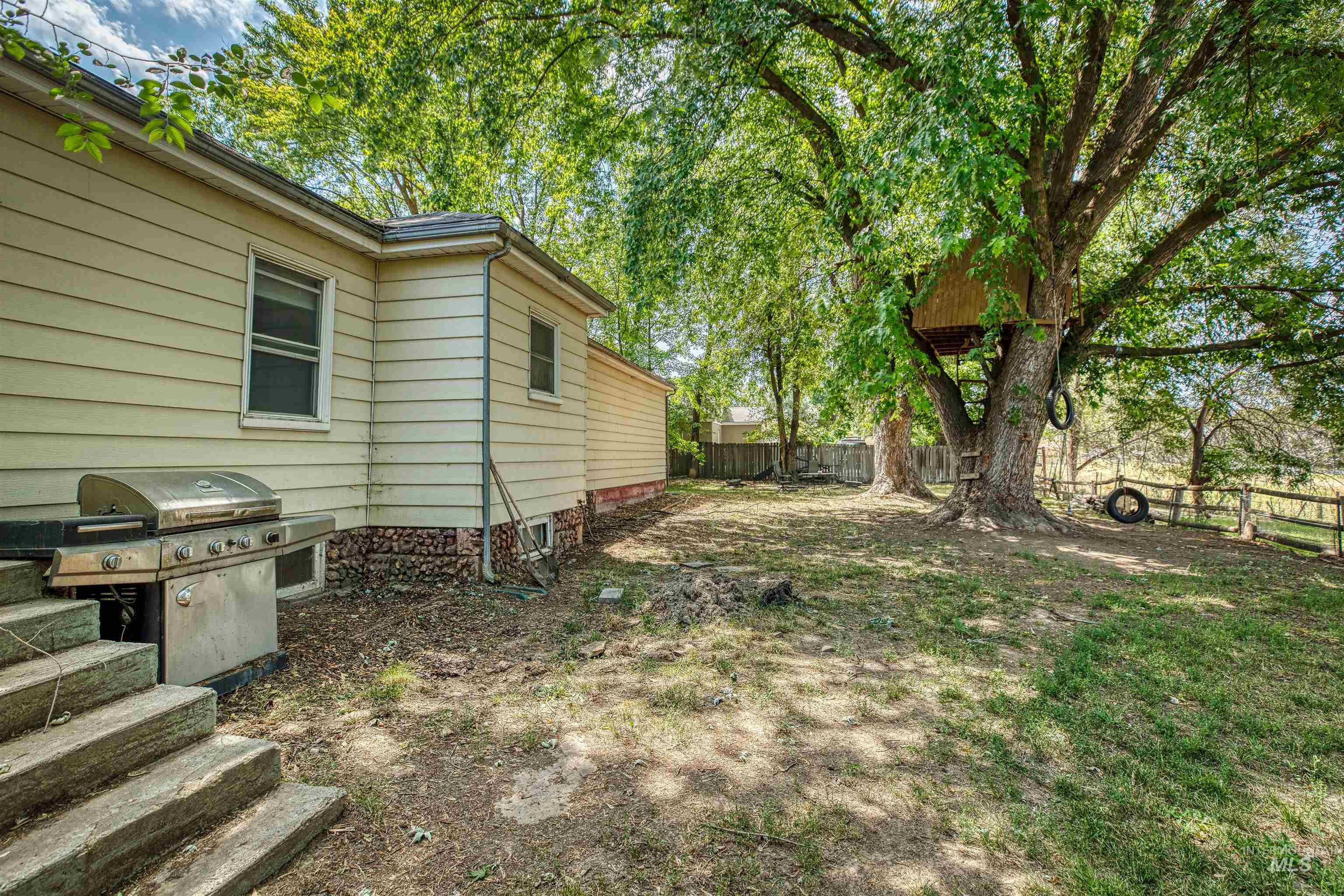 1119 North Eagle Road Eagle, ID 83616 - Photo 12 of 26 View of fenced backyard