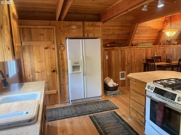 a view of a bathroom