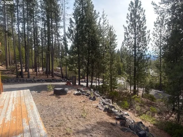 $525,000 | 19021 Alpine Breeze Way, Crescent Lake, OR 97733