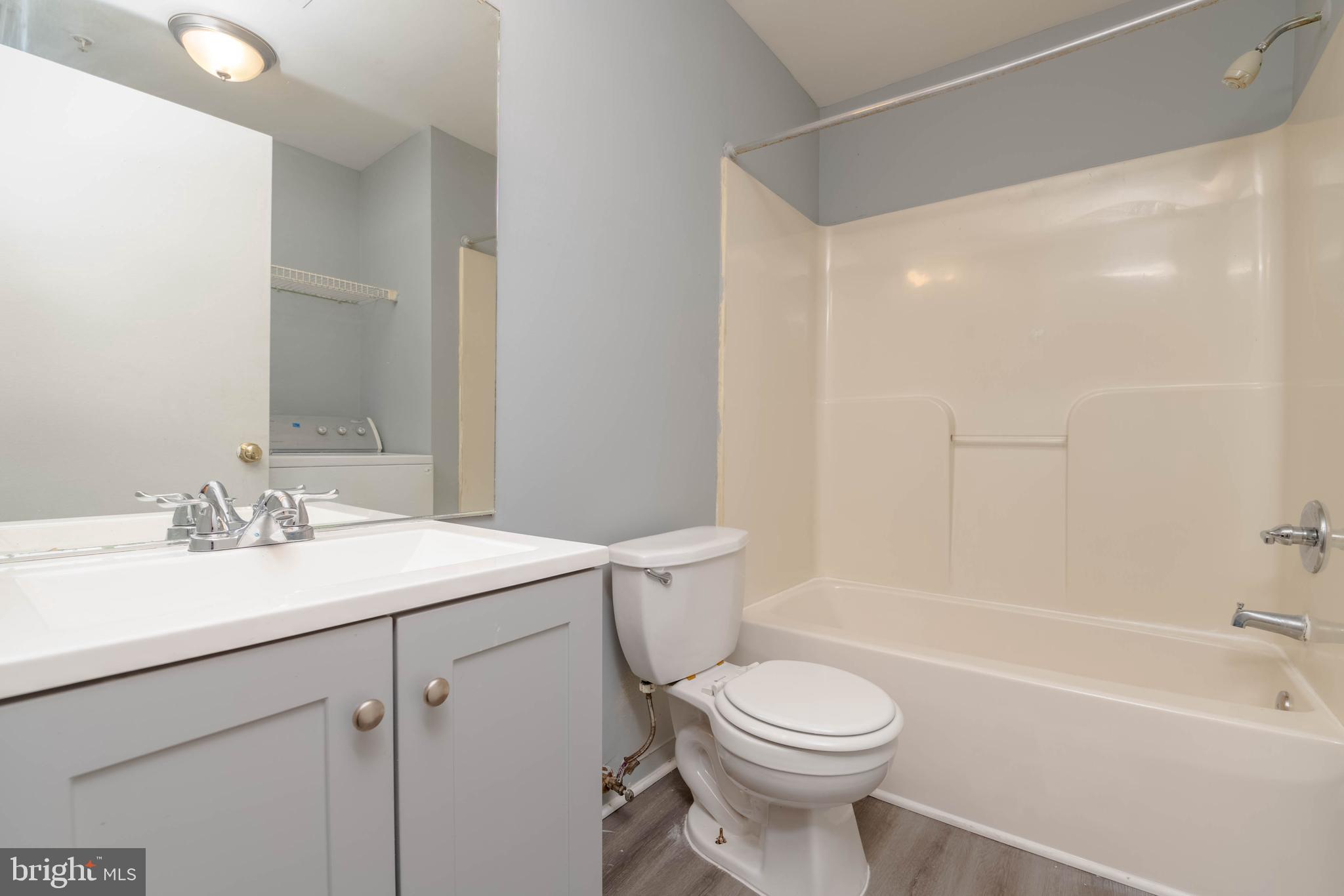 1137 North Mount Street Baltimore, MD 21217 - Photo 16 of 33 Bathroom 1