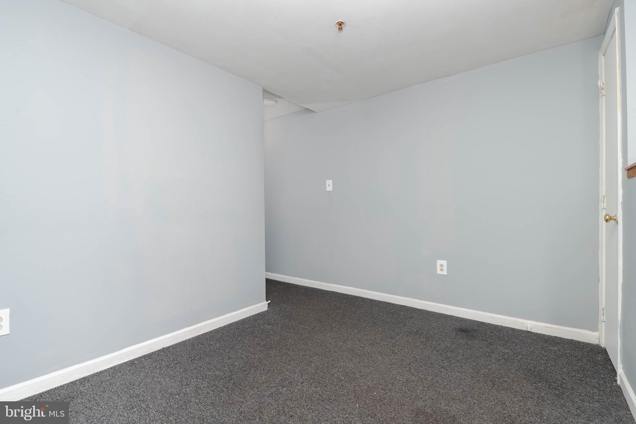 1137 North Mount Street Baltimore, MD 21217 - Photo 7 of 33 Dining Room