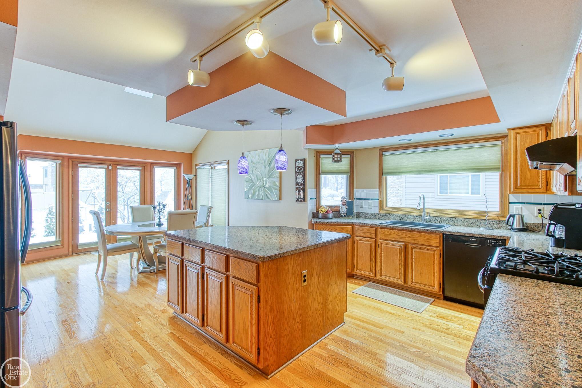 16317 Judiciary Road Macomb, MI 48044 - Photo 13 of 64