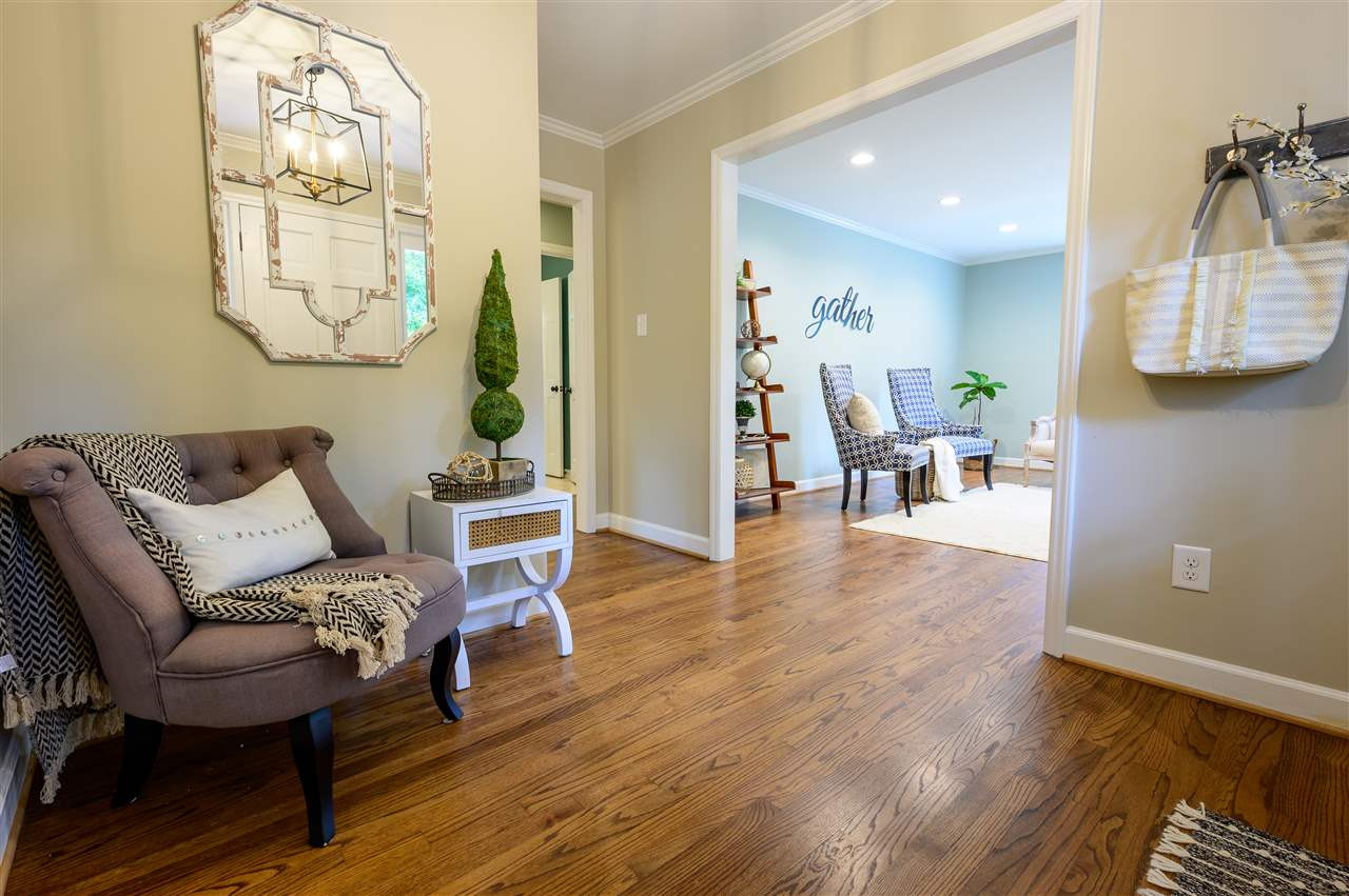 4405 Irving Court Raleigh, NC 27609 - Photo 4 of 30 Photo 4