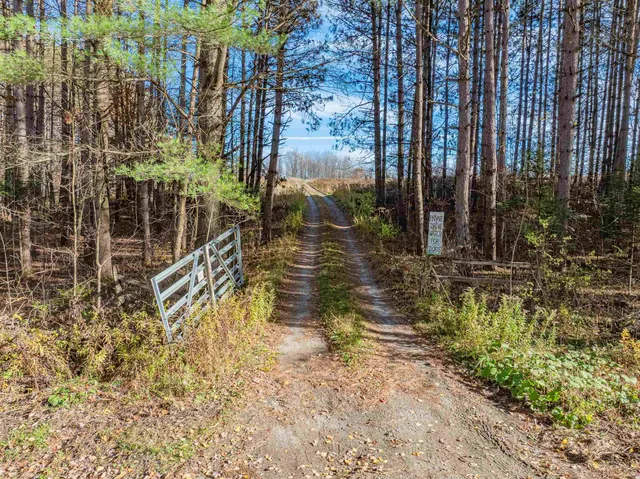 $625,000 | 2100 Clay Hill Road, Johnson, VT 05656