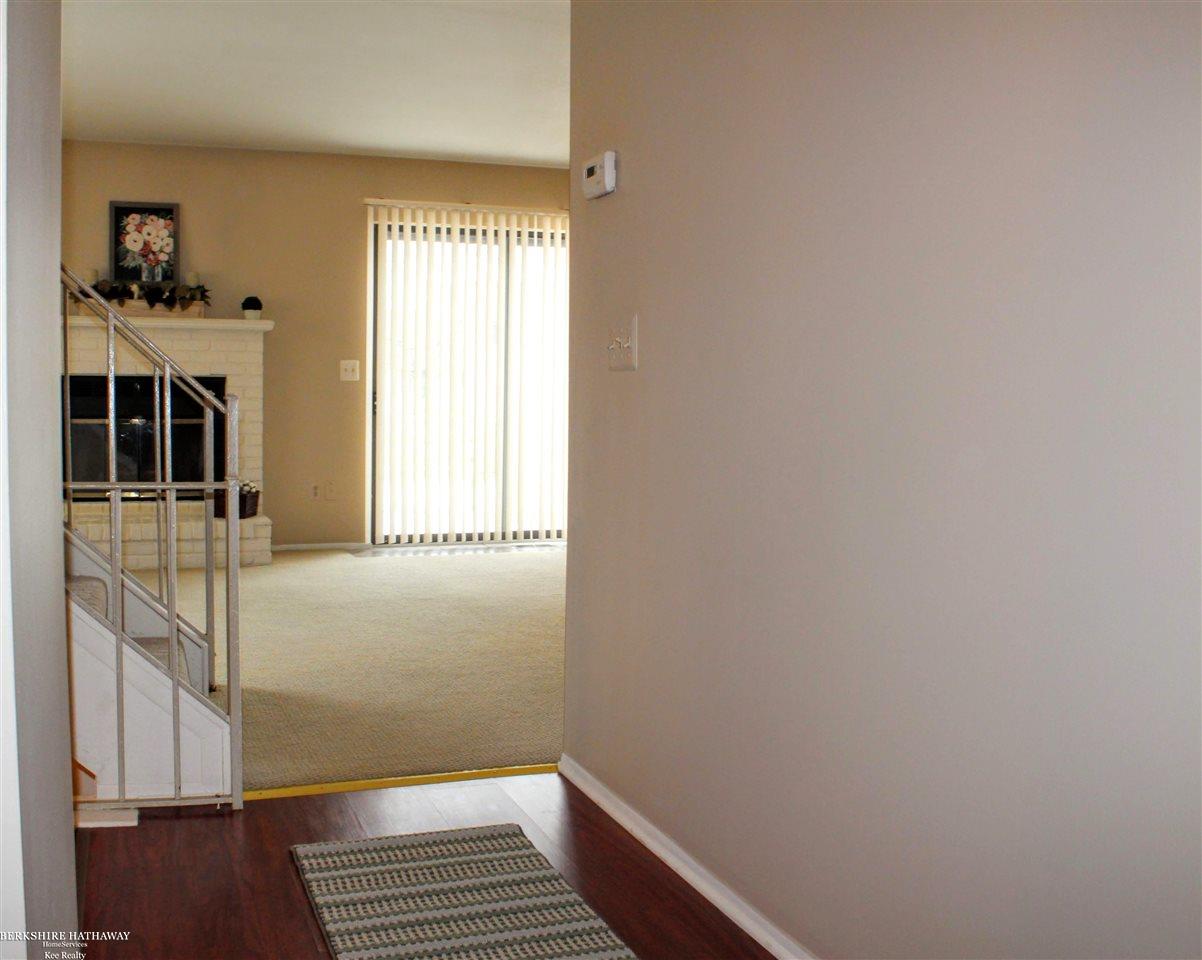 625 Byron Court Rochester Hills, MI 48307 - Photo 11 of 34
