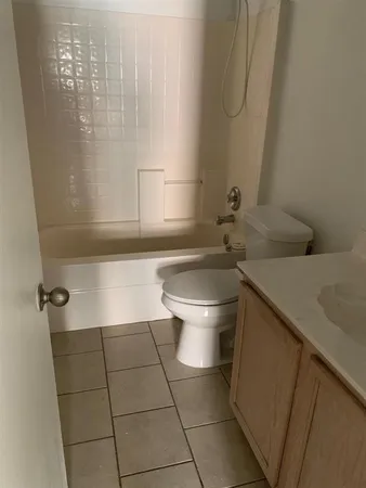 $2,100 | 2701 Woodlake Parkway, Little Elm, TX 75068