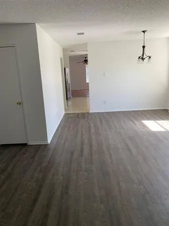 $2,100 | 2701 Woodlake Parkway, Little Elm, TX 75068