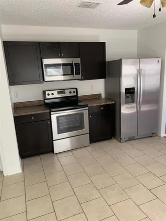 $2,100 | 2701 Woodlake Parkway, Little Elm, TX 75068