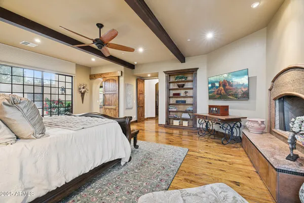 a view of outdoor space