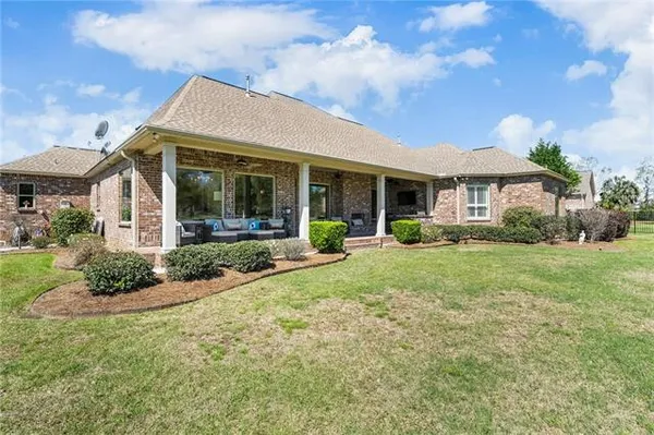 $799,000 | 917 Great Southern Drive, Abita Springs, LA 70420