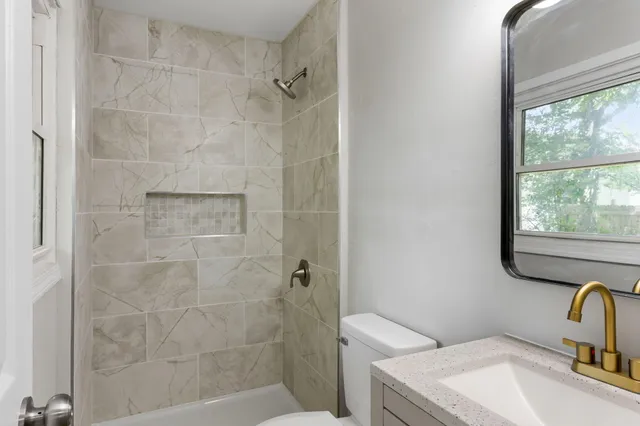 $297,500 | 400 Tammie Avenue, Goose Creek, SC 29445