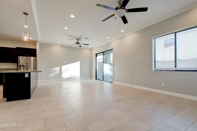 $2,699 | 16075 North 30th Street, Phoenix, AZ 85032