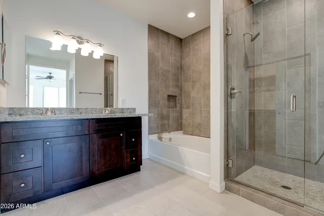 $2,699 | 16075 North 30th Street, Phoenix, AZ 85032