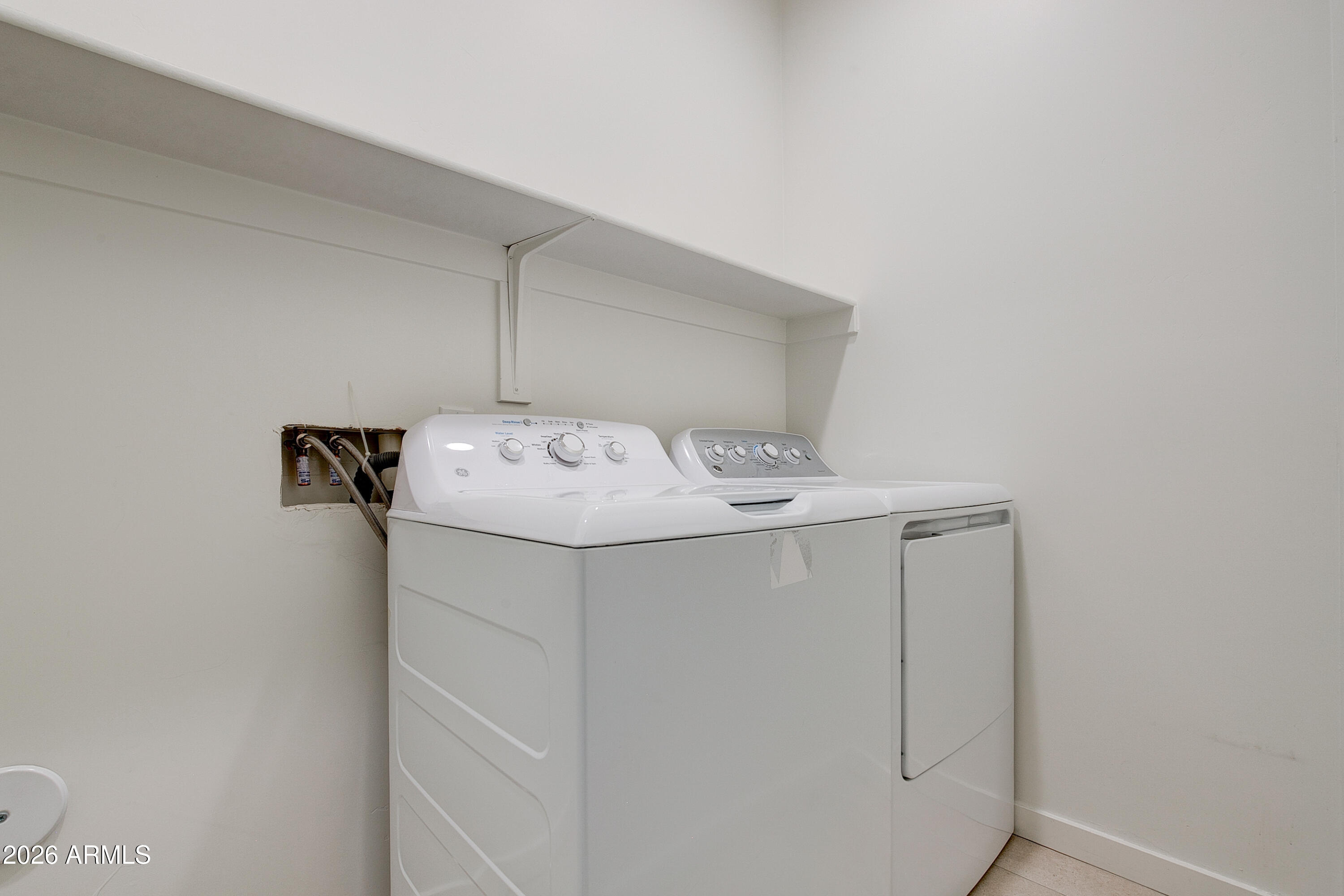 16075 North 30th Street Phoenix, AZ 85032 - Photo 33 of 41 a utility room with dryer and washer